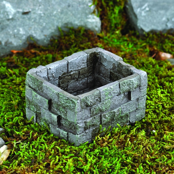 Small Stone Planter (Fiddlehead)